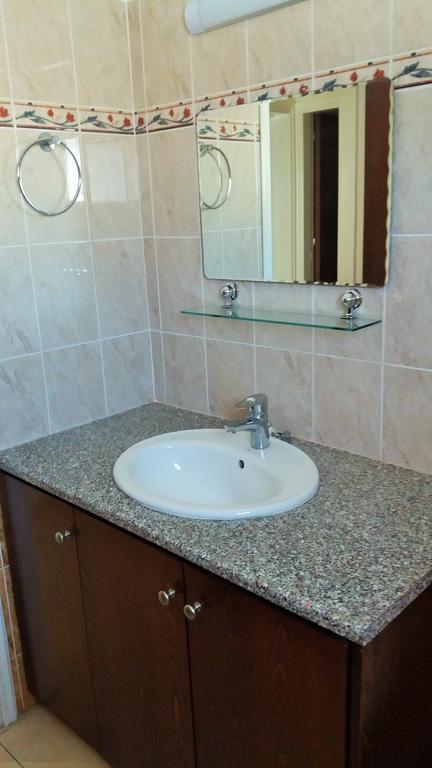Apartmán 101 Mandritis Court Larnaca Exteriér fotografie