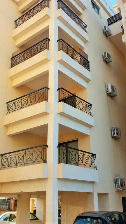 Apartmán 101 Mandritis Court Larnaca Exteriér fotografie