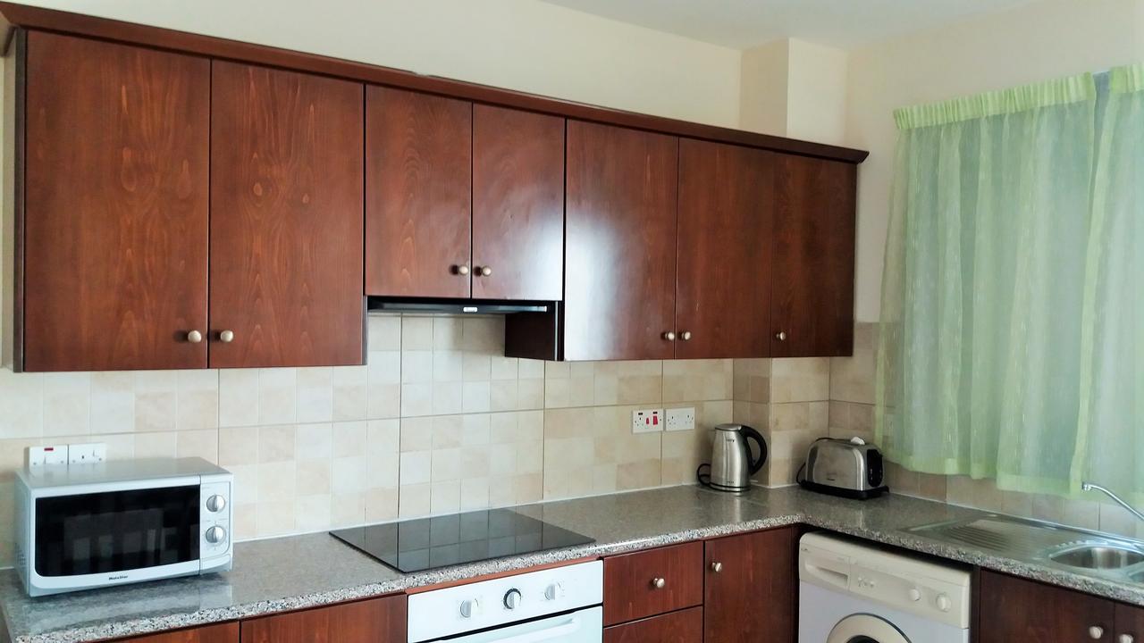 Apartmán 101 Mandritis Court Larnaca Exteriér fotografie